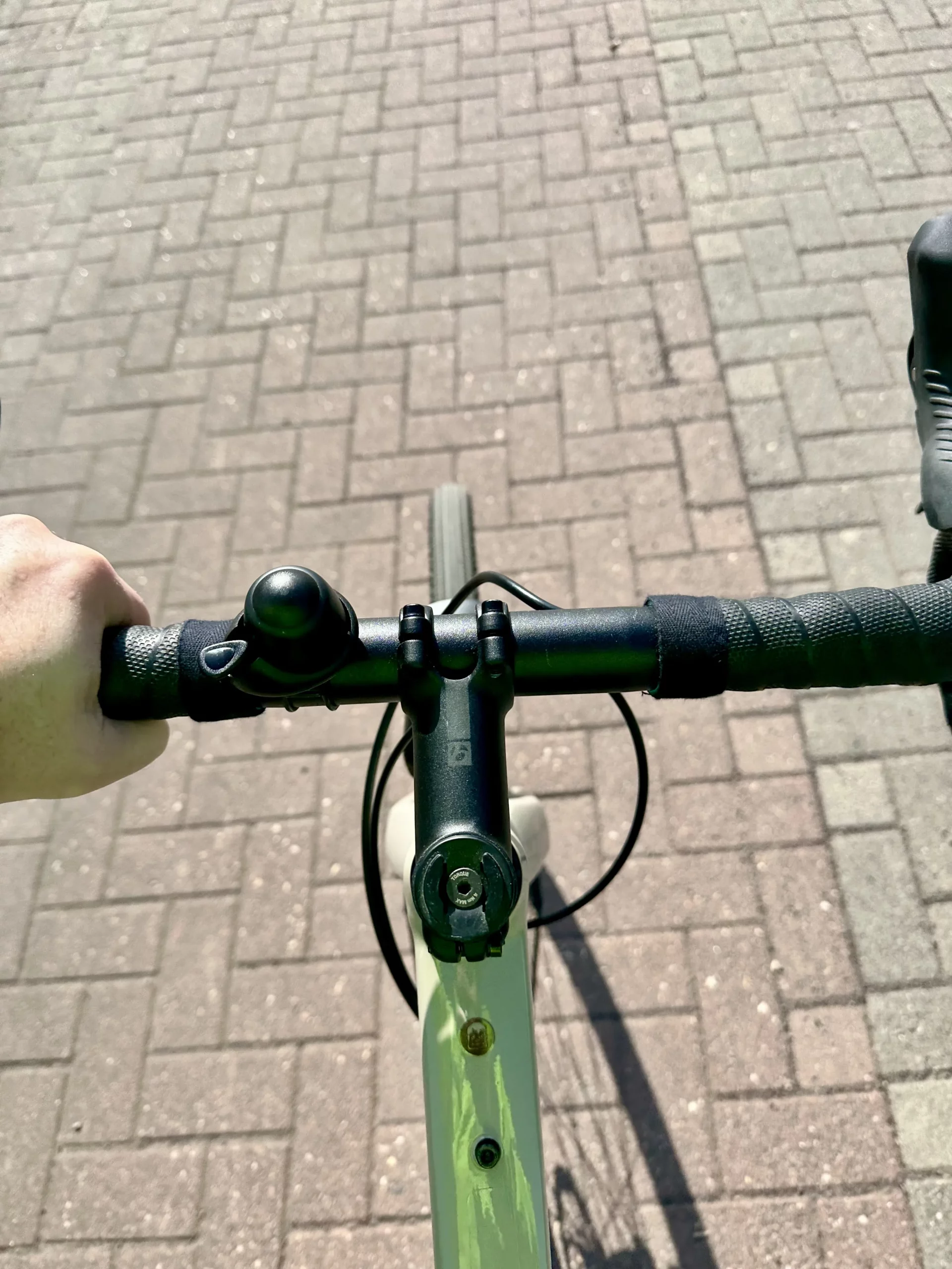 Mit dem Fahrrad bei Frühlingswetter über Schönebeck und entlang der Elbe